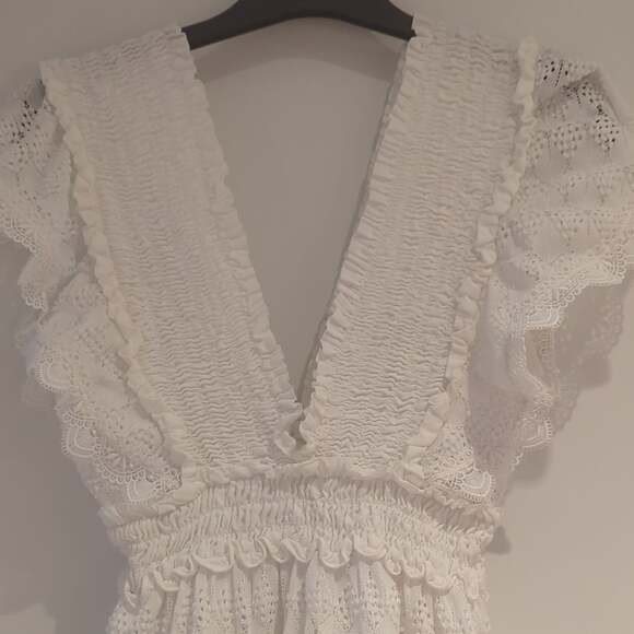 Waimari Florence Dress in White - Picture 2 of 4